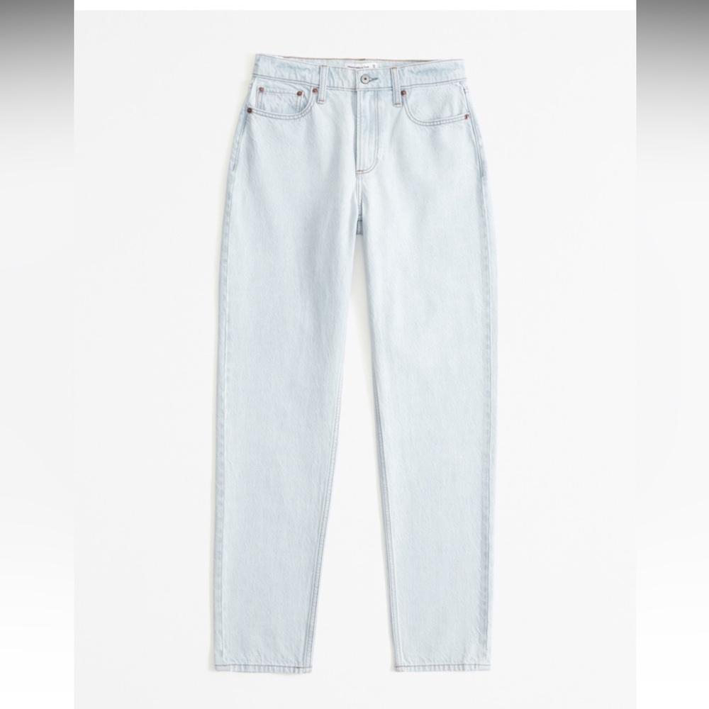 Abercrombie & Fitch Curve Love Tapered Loose Low Rise Jeans